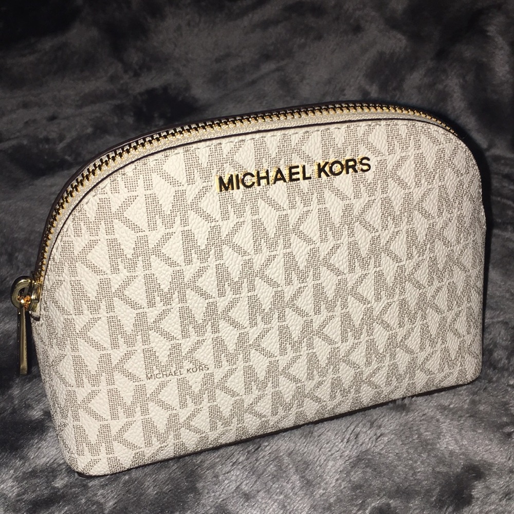 Brand new Michael Kors makeup bag